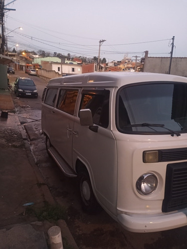 Imagem 1 de 12 de Volkswagen Kombi 2007 1.4 Standard Total Flex 3p