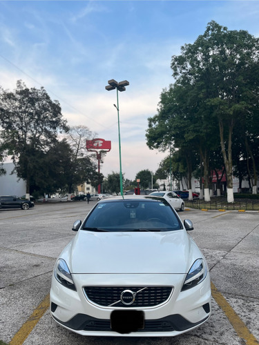 Volvo V40 2.0 R - Design T5 At