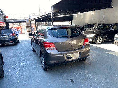 Chevrolet Onix 1.0 MPFI LT 8V FLEX 4P MANUAL