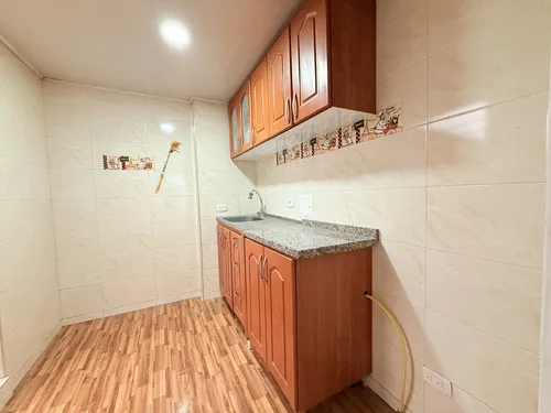 Apartamento En Venta En Alcaparros. Cod V2106