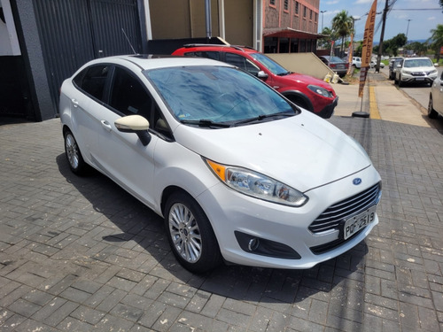 Ford Fiesta Sedan Ford New Fiesta Sedan 1.6 Titanium PowerShift Plus (Flex)