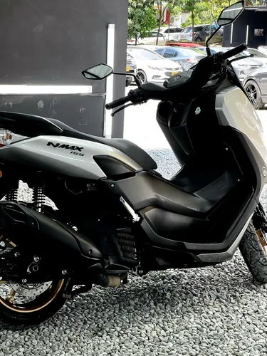 Yamaha Nmax Connect 2025