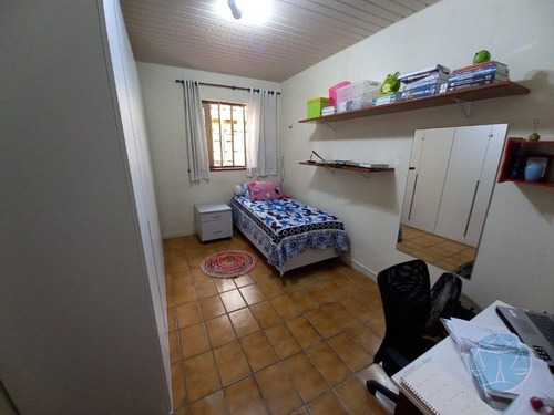 Imagem 14 de 15 de Casa Com Excelente Localizacao No Bairro De Tirol - V-11443