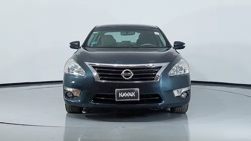 Nissan Altima 2.5 Advance Navi Cvt
