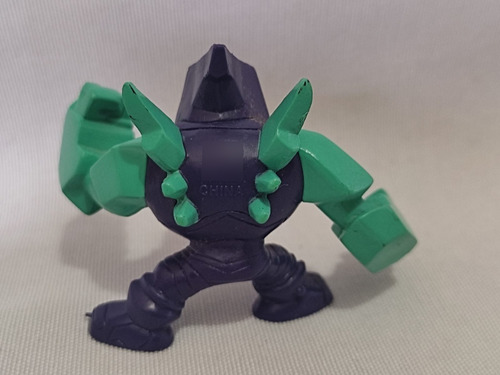 Imagen 2 de 2 de Mini Diamante Alien Ben 10 Bandai