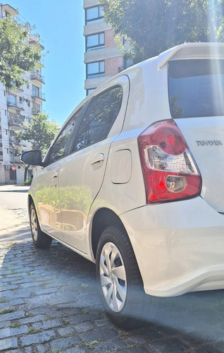Toyota Etios 1.5 Xs
