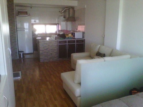 Imagen 2 de 8 de Departamento En Venta En Berazategui
