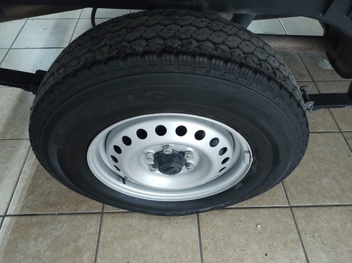 Imagen 9 de 12 de Nissan Np300 2019 2.5 Estacas Dh Aa Mt