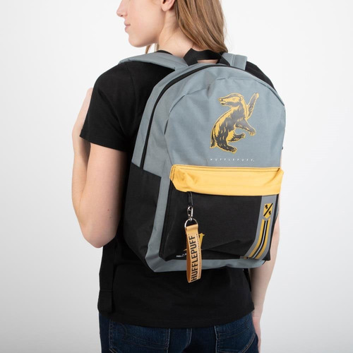 Imagen 7 de 7 de Harry Potter Mochila Hufflepuff Hogwarts Bioworld Original