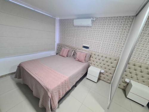 Apartamento Cobertura Duplex Com Sol Da Manhã/tarde, Rua Silenciosa E Vista Livre, 3 Quartos, 3 Banheiros(2 Suites) E 2 Vagas De Garagem Cobertas E Mobiliado Pronto Para Morar!!!