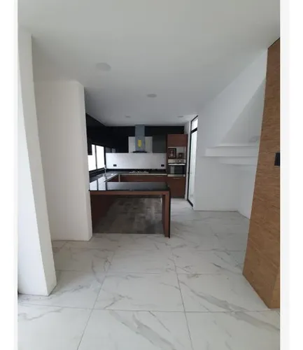 Casa En Venta En La Carcaña