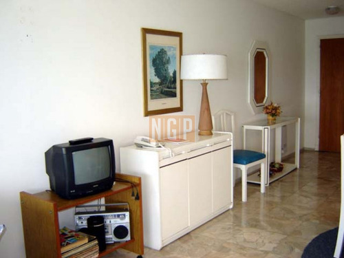 Imagen 5 de 27 de Lindisimo Edificio Con Todos Los Servicios
