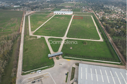 Terreno Fraccion  En Venta En Parque Industrial,  Moreno