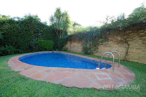 Imagen 23 de 26 de Muy Lindo Chalet En Dos Plantas Con Hermoso Pulmón. Excelente Zona Residencial.