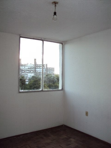 Apartamento En Alquiler De 2 Dormitorios En Malvín Norte