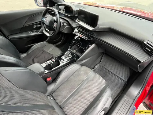Peugeot 2008 Gt Line 1.2cc At Aa 4x2