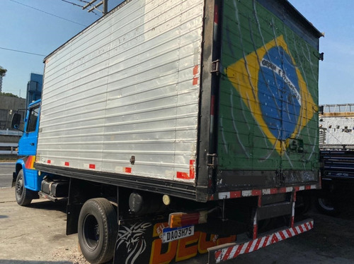 Imagem 5 de 10 de Mb L 608 Baú