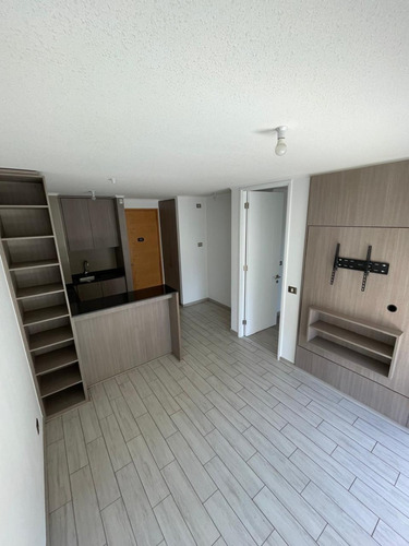 Dpto Arriendo A Pasos Metro Irarrázaval, Ñuñoa (1d+1b+est+b)