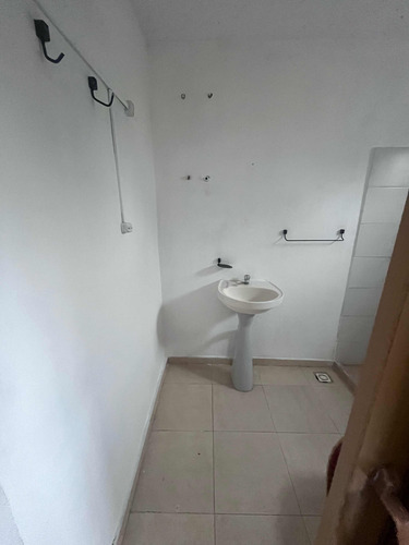 Alquier Apto Un Dormitorio.
