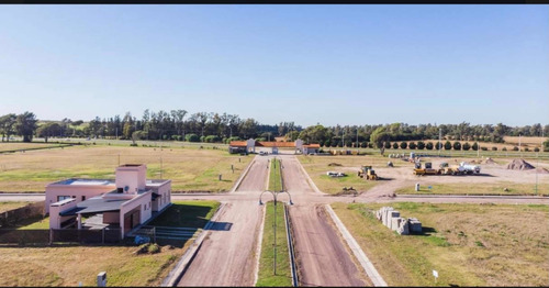 Imagen 2 de 12 de Vendo Terreno Apto Duplex En Estancia Santa Lucía, Barrio Cerrado!!