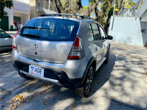 Renault Sandero Stepway 1.6 Expression 105cv