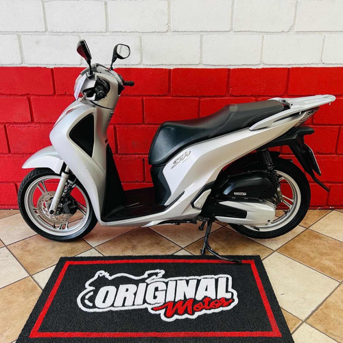 Imagem 2 de 6 de Honda Sh 150i - 2017 - Financiamos - Km 33.000