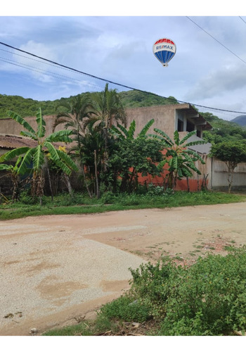 Re/max 2mil Vende, Terreno, Sector Guatamare, Arismendi, Isla De Margarita.