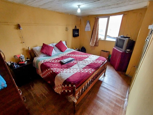 Casa Reguarizada 3d/1b En Cerro Navia.