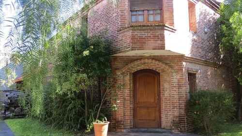 Imagen 3 de 30 de Casa En Venta 5 Ambientes Martinez