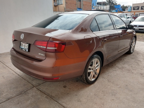 Volkswagen Jetta 2.5 Sportline Tiptronic At 2016