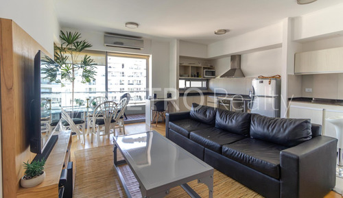 Departamento En Venta, 2 Amb, En Olivos Con Cochera