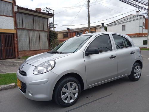 Nissan March 1.6 Active +