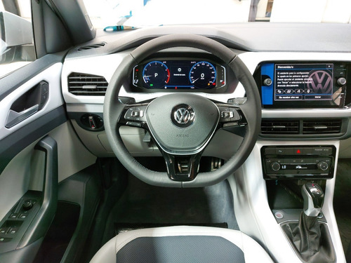Volkswagen T-cross Highline