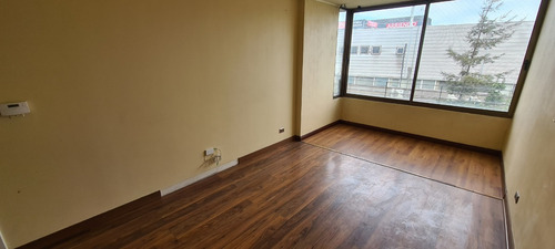 Robles 12667. Lo Barnechea