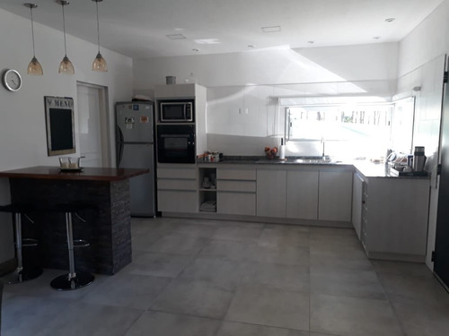 Imagen 6 de 15 de Casa Barrio Nayades A Estrenar