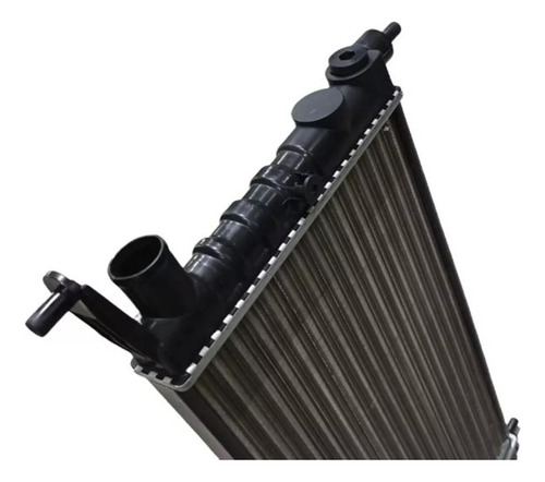 Radiador Corsa Classic 95 98 2001 2004 2007 2010 Sem Ar