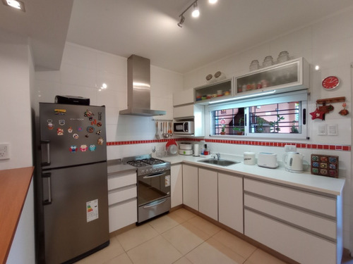 Imagen 10 de 24 de Ph 3 Ambientes Con Jardin Castelar Cod4819