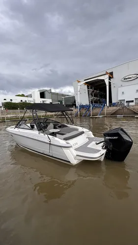 Klase A 235 (2023) - Mercury 250 Hp (5hs)