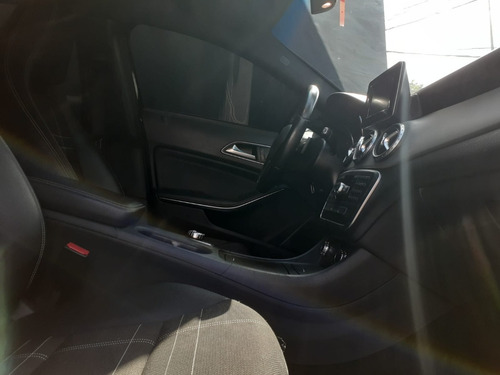 Imagem 12 de 15 de Mercedes Benz