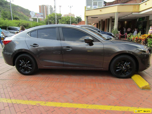 Mazda 3 2.0 Touring