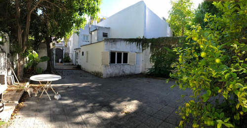 Venta De Importante Propiedad Ubicada En Diag. 77 9 Y 42
