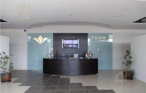 Oficina En Venta En Veracruz, En Torre 1519 Piso 9, Climatizada, 6 Cajones De Estacionamiento