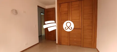 Venta De Apartamento En Sabaneta A 2 Cuadras Del Parque Principal