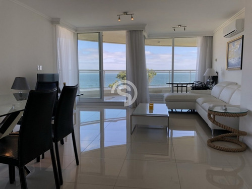 Apartamento Frente Al Mar- Ref: 3009