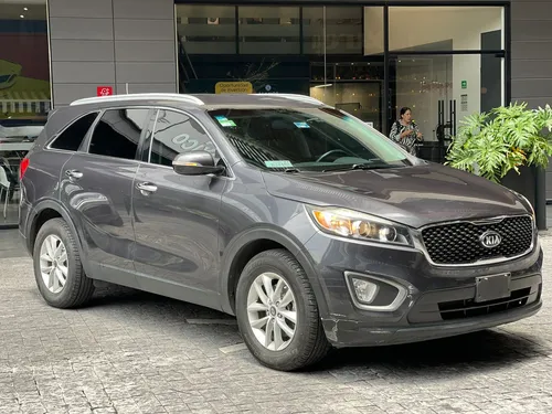 Kia Sorento 2.4 Lx At