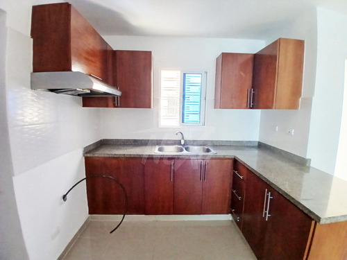 Venta Apartamento 2do Nivel De Oportunidad En Santiago (jpa-258)