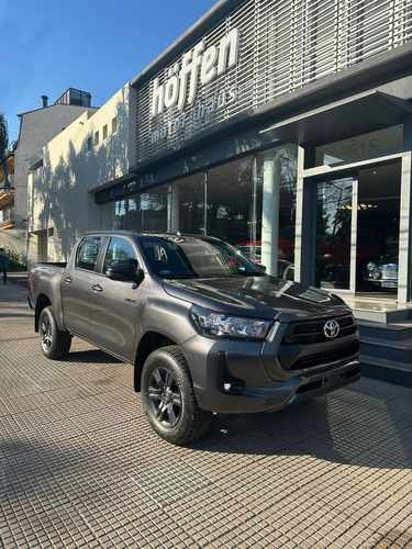 Toyota Hilux 2.8 Cd Sr 177cv 4x4