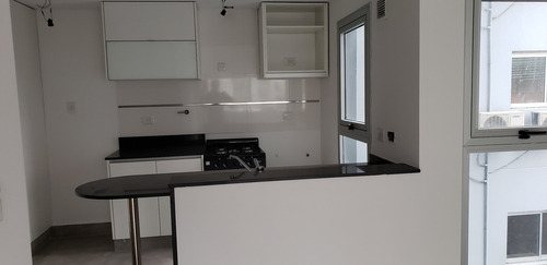 Imagen 6 de 13 de Cervi Vende 3 Amb Con Pileta Alverez Thomas 550