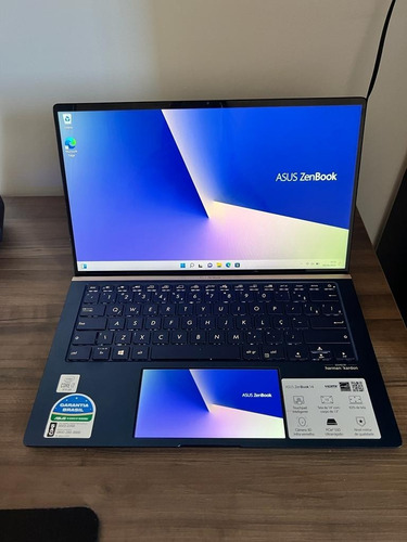 Asus Zenbook 14 - I7-10th, 256gb, 8gb, Ux 434 - $4.5 Cash