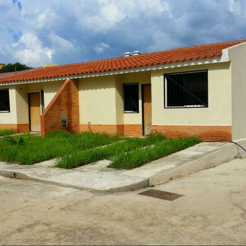 Town House En Venta Sna Diego Urb Monte Carmelo G0407 Jm